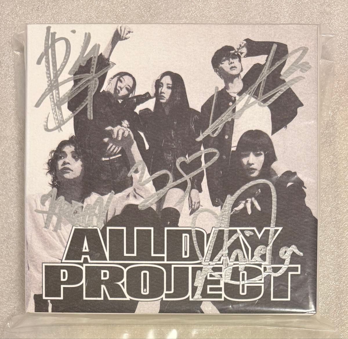 ALLDAY PROJECT/Debut Single FAMOUS (CARTOON Ver ) TARZZAN ターザン