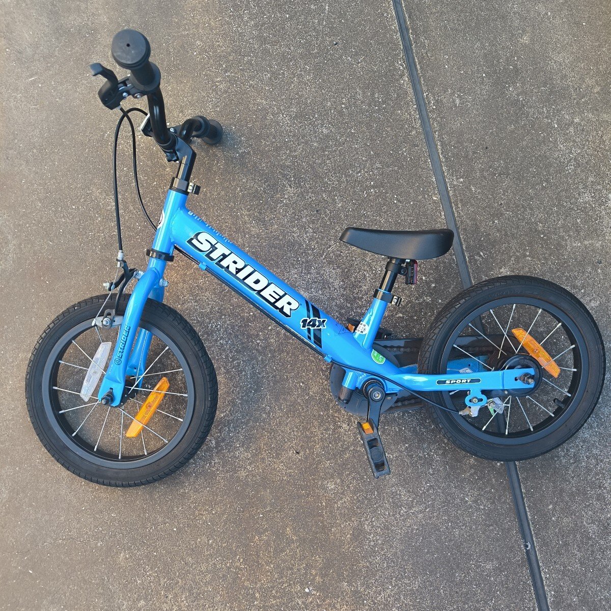 Yahoo!オークション -「ストライダー 14」の落札相場・落札価格