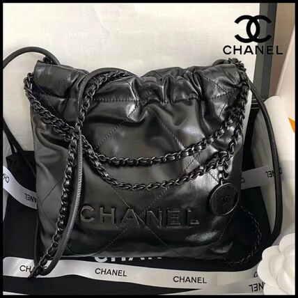 ブラック（黒）系 CHANEL CHANEL 22(シャネル) ハンドバッグ