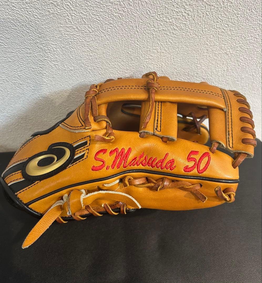 ち*る様 プロ野球選手　グローブ プロ野球選手の求める感覚にフィットする理由。想像した理想をカタチに