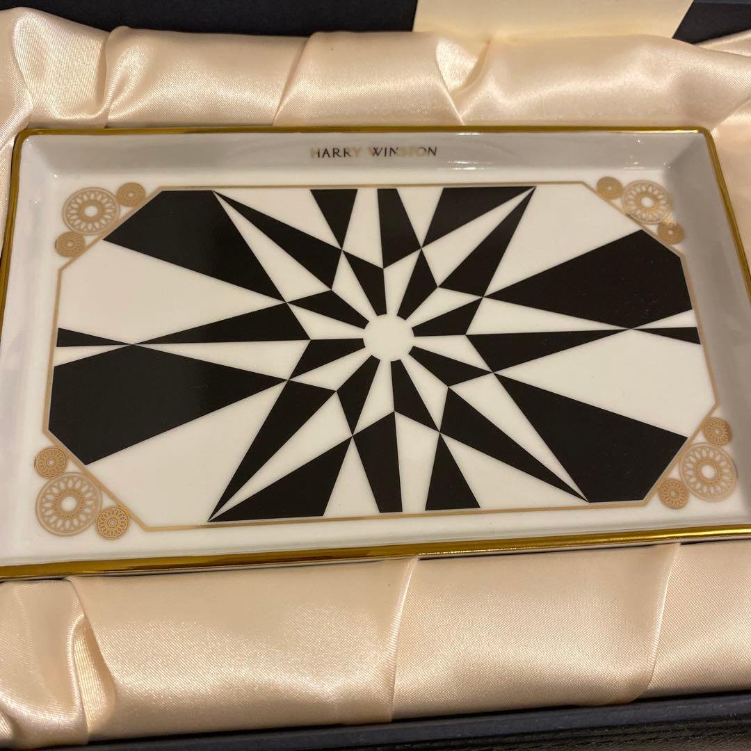 【新品未使用】HARRY WINSTON トレイ VIPノベルティ 2026年最新】ハリーウィンストン ノベルティの人気アイテム - メルカリ